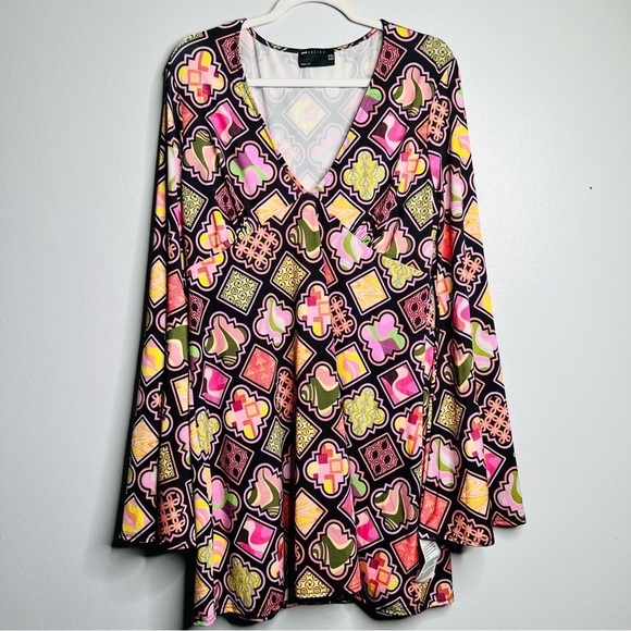 ASOS Dresses & Skirts - ASOS Curve Size 14 Retro Print V-Neck Flare Sleeve Mini Dress NEW